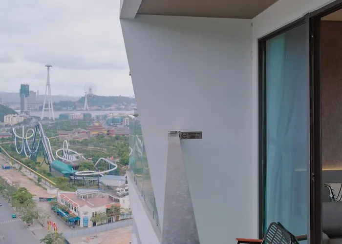 Apartment Cozy Balcony Near Sun World - The Ha Long